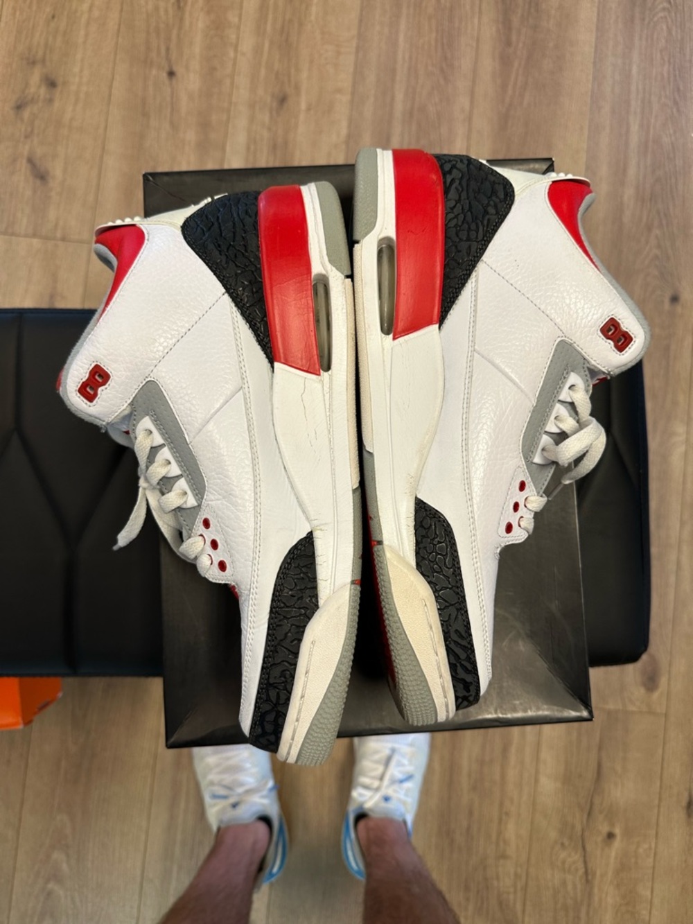 Jordan 3 Retro Fire Red - Picture 7 of 10